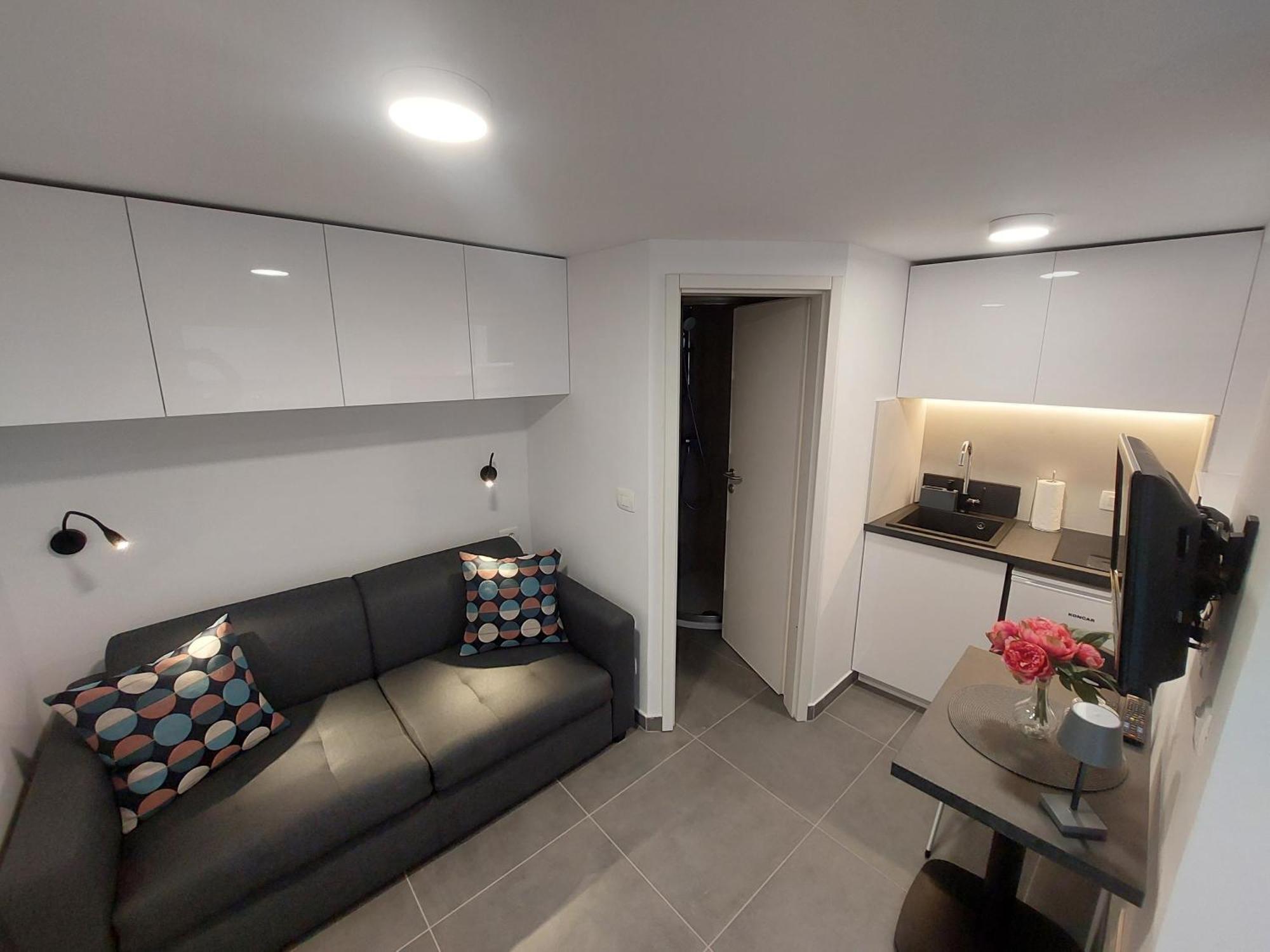 Apartments R&B 巴斯卡 外观 照片