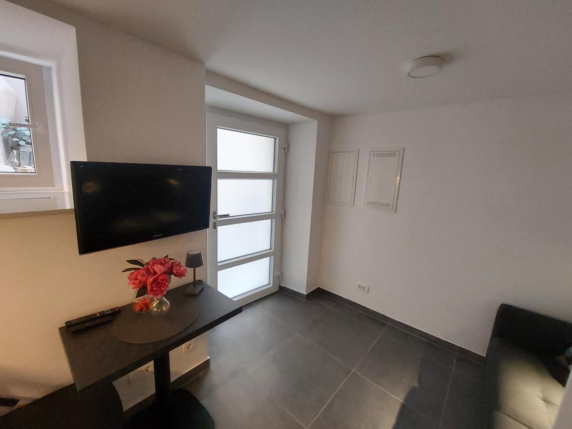 Apartments R&B 巴斯卡 外观 照片